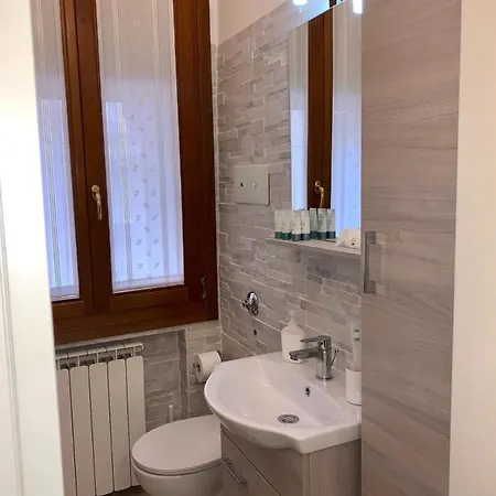 ドリーミング ベニス アパート