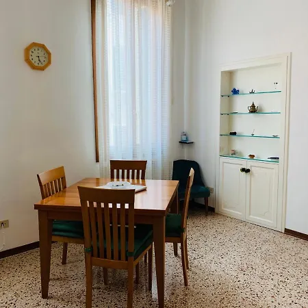 Apartment Dreaming Venice
